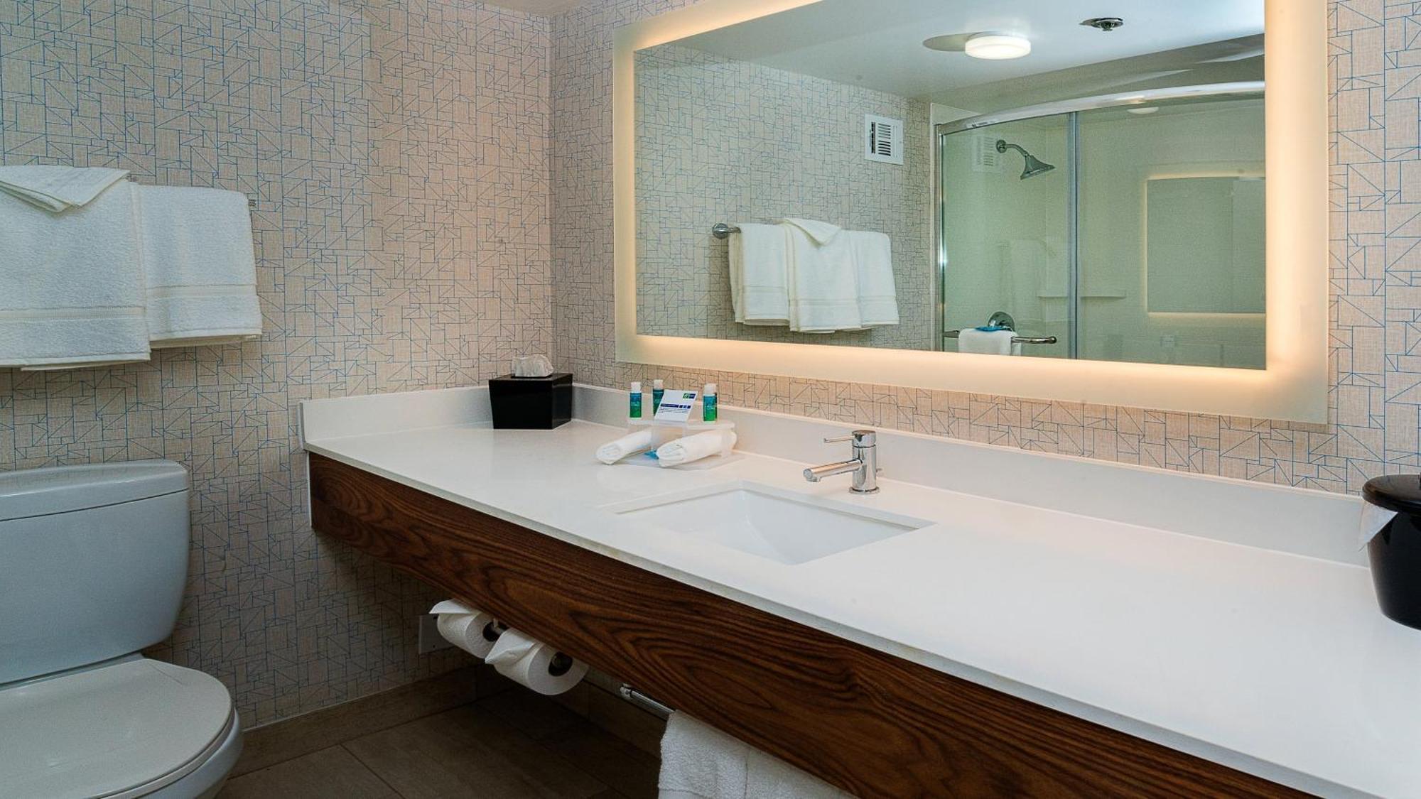 Standard Queen Room with Two Queen Beds and Pool View